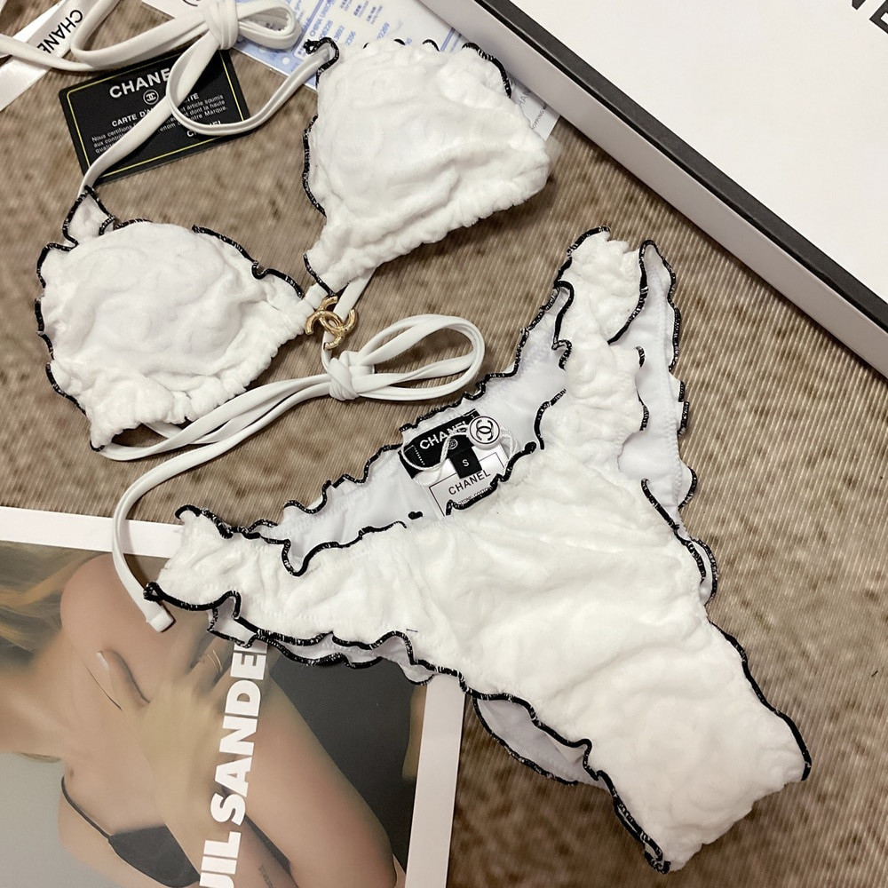 샤넬 프릴 트리밍 분리형 수영복