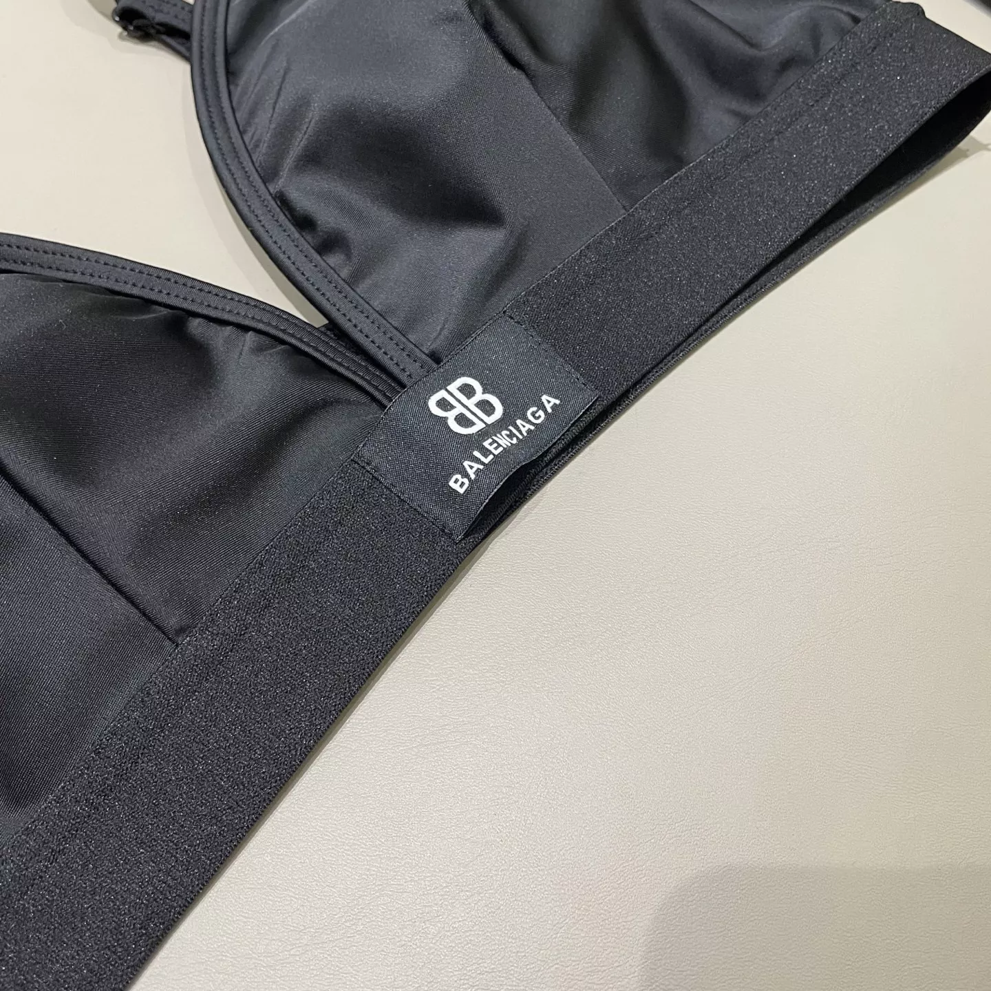 body_5fd973d658be6d67.webp