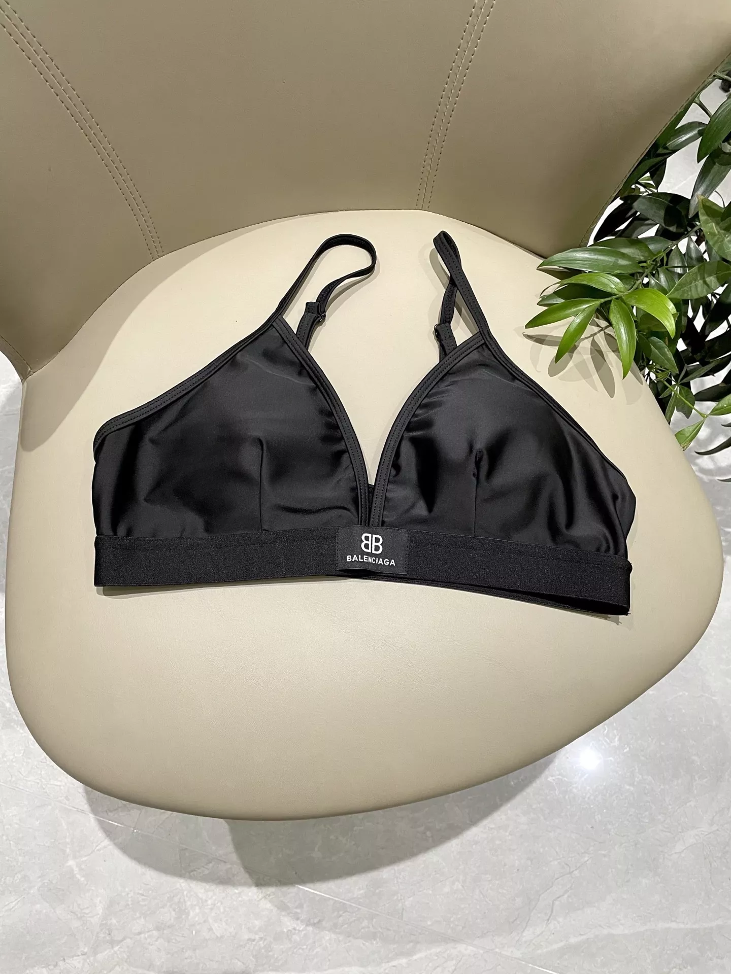 body_694917513d6bc0f9.webp