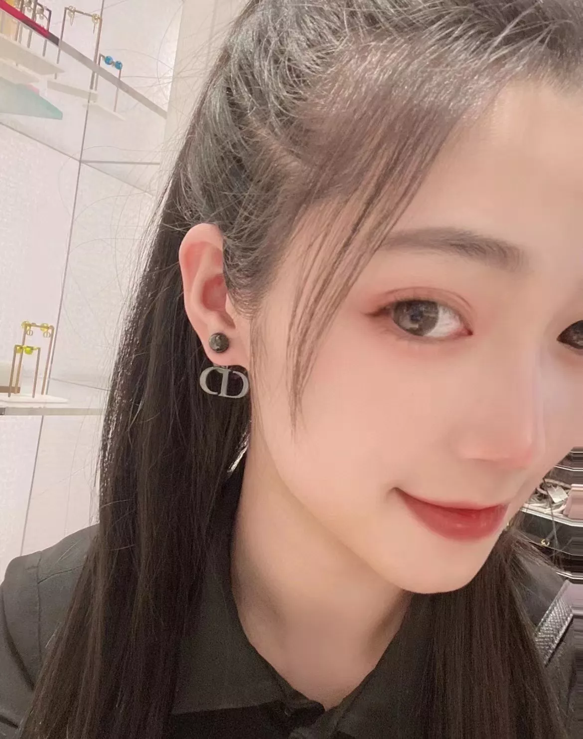 디올 올블랙 진주 씨디 귀걸이 상세 이미지 5