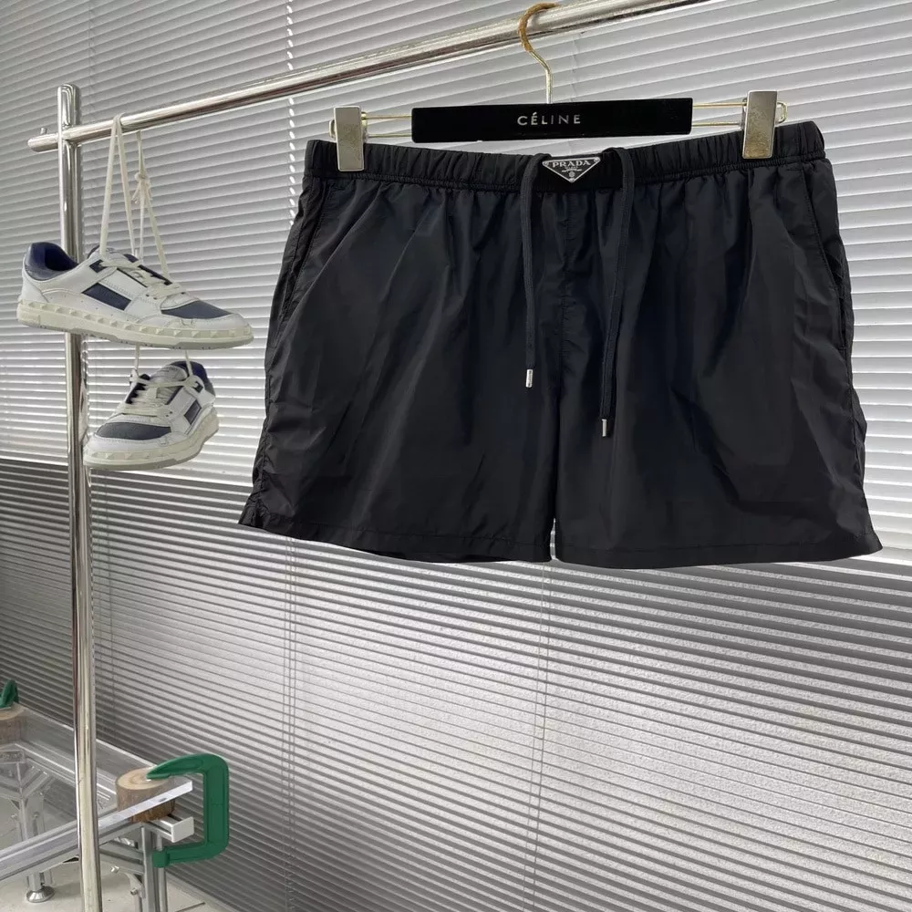 프라다 삼각 로고 나일론 비치 쇼츠