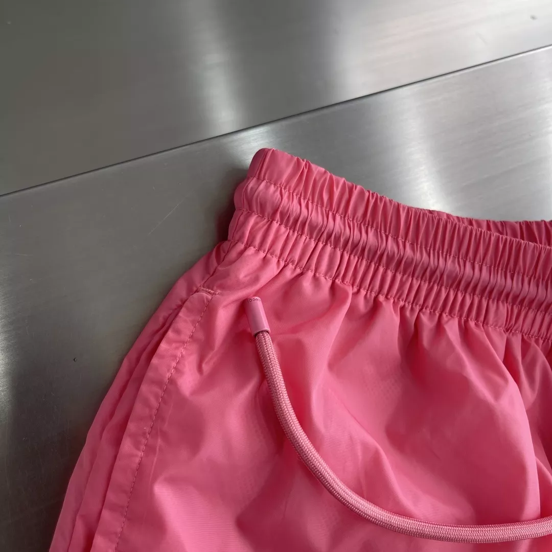 body_b3925546db9a2404.webp