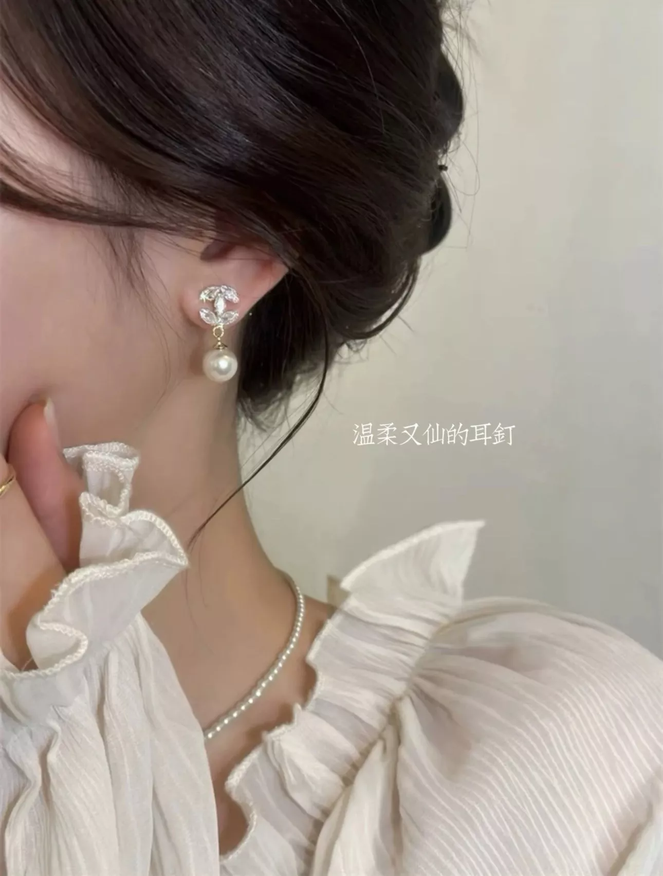 샤넬 C로고 이어링 7일 기프트 박스 상세 이미지 46