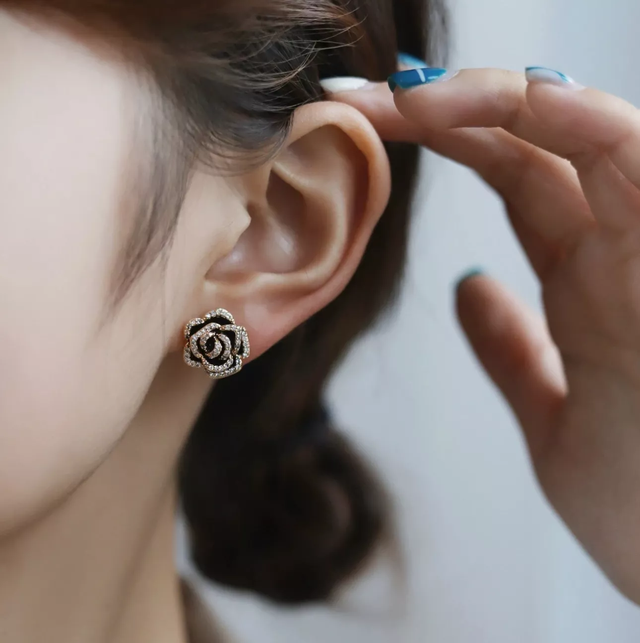 샤넬 C로고 이어링 7일 기프트 박스 상세 이미지 39