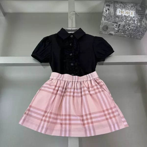 버버리 카라 블라우스 플리츠 스커트 세트