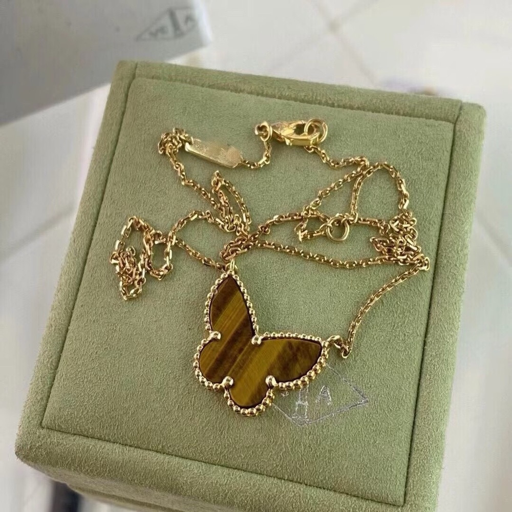반클리프아펠 럭키 버터플라이 목걸이