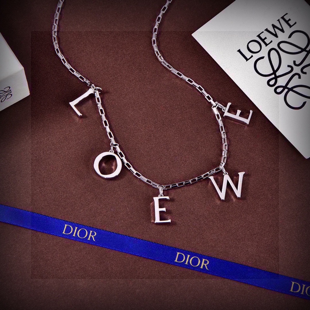 로에베 레터링 목걸이 팔찌 세트