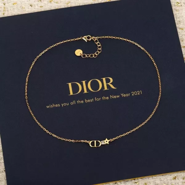디올 CD 레터 목걸이