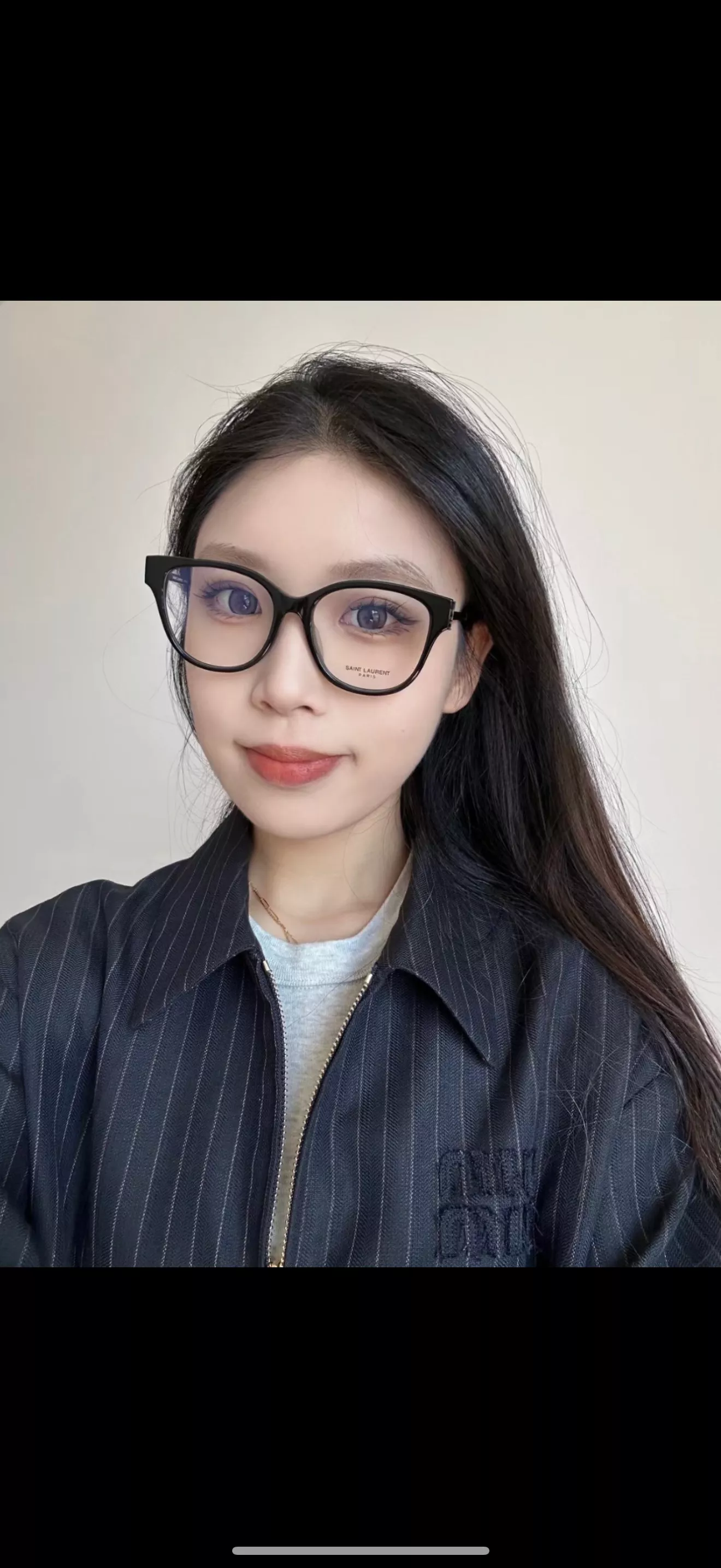 입생로랑 메탈 로고 장식 사각 안경테 상세 이미지 46