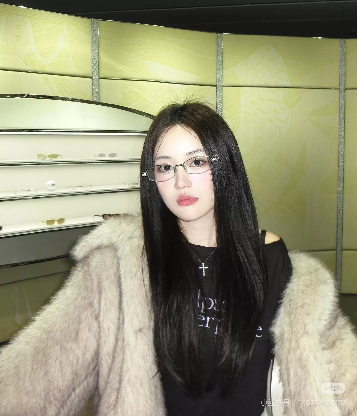 젠틀몬스터 주얼리 장식 오벌 블루라이트 안경 상세 이미지 74