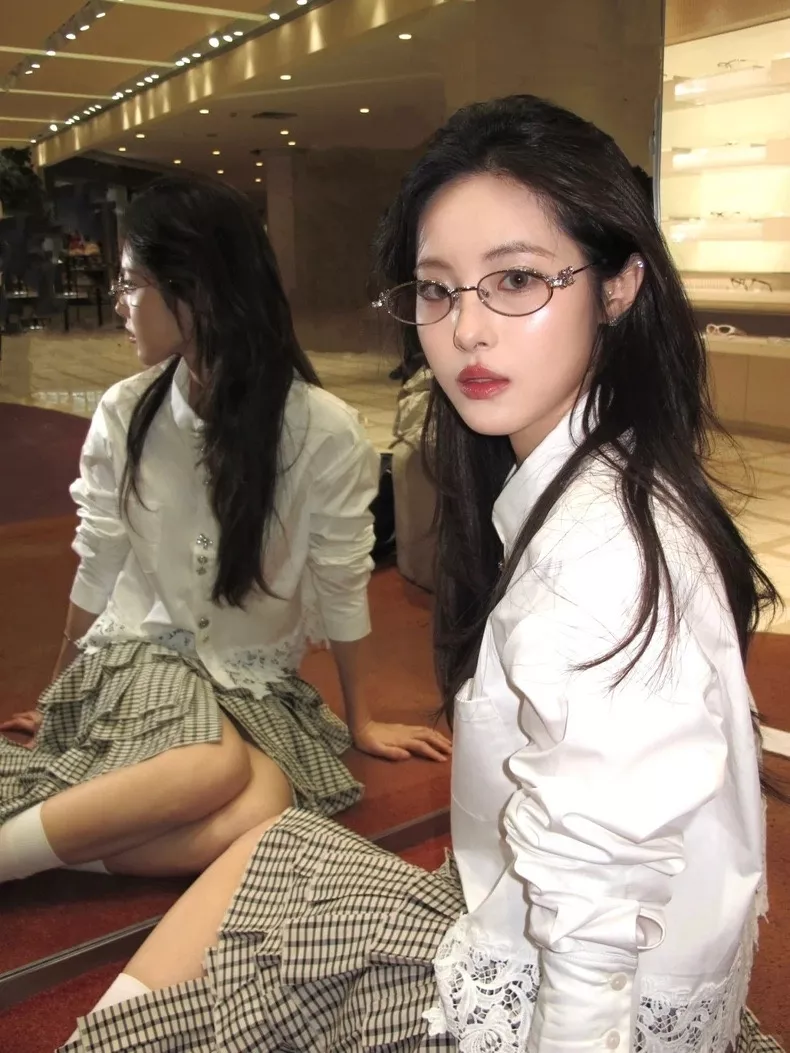 젠틀몬스터 주얼리 장식 오벌 블루라이트 안경 상세 이미지 65