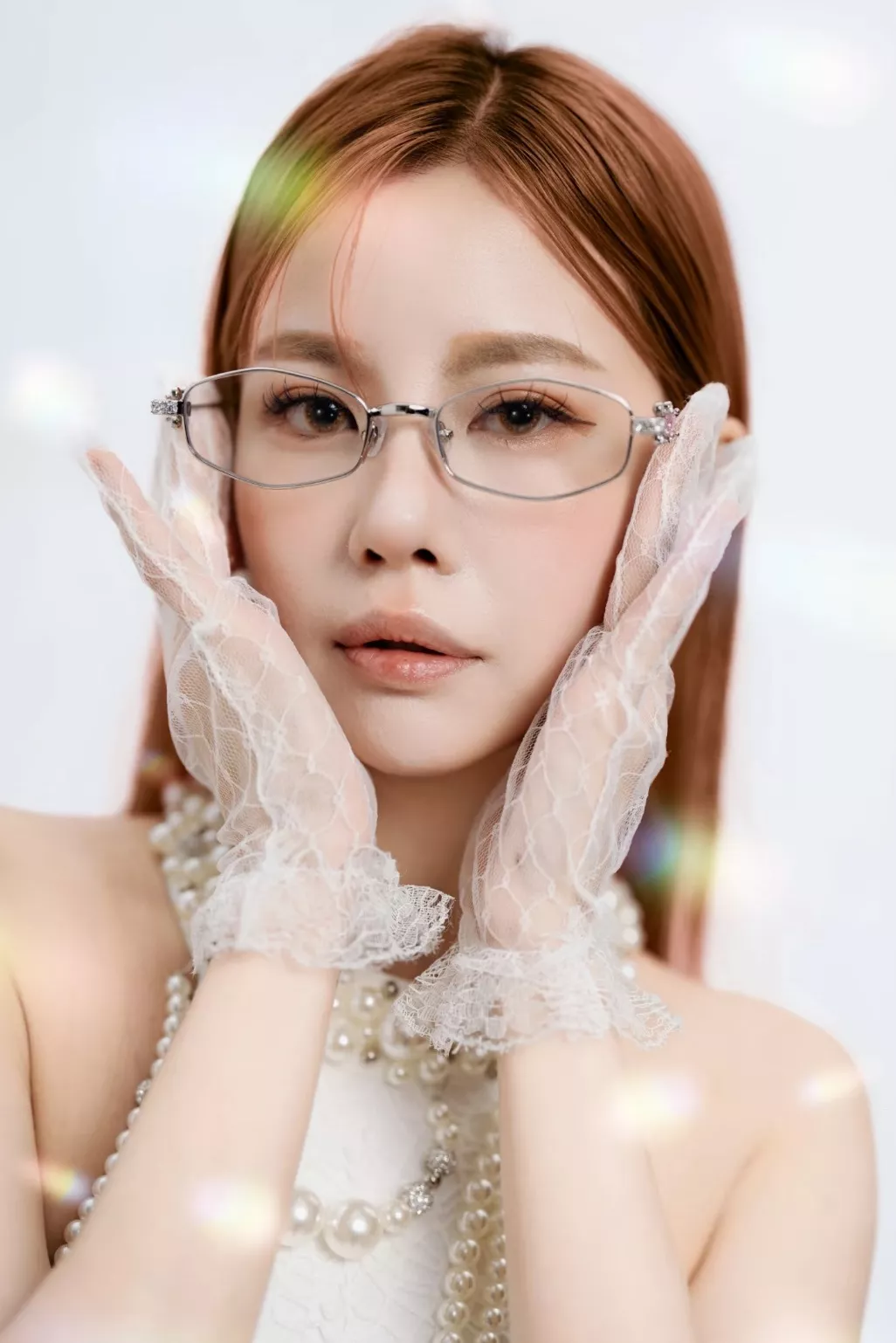 젠틀몬스터 주얼리 장식 오벌 블루라이트 안경 상세 이미지 73