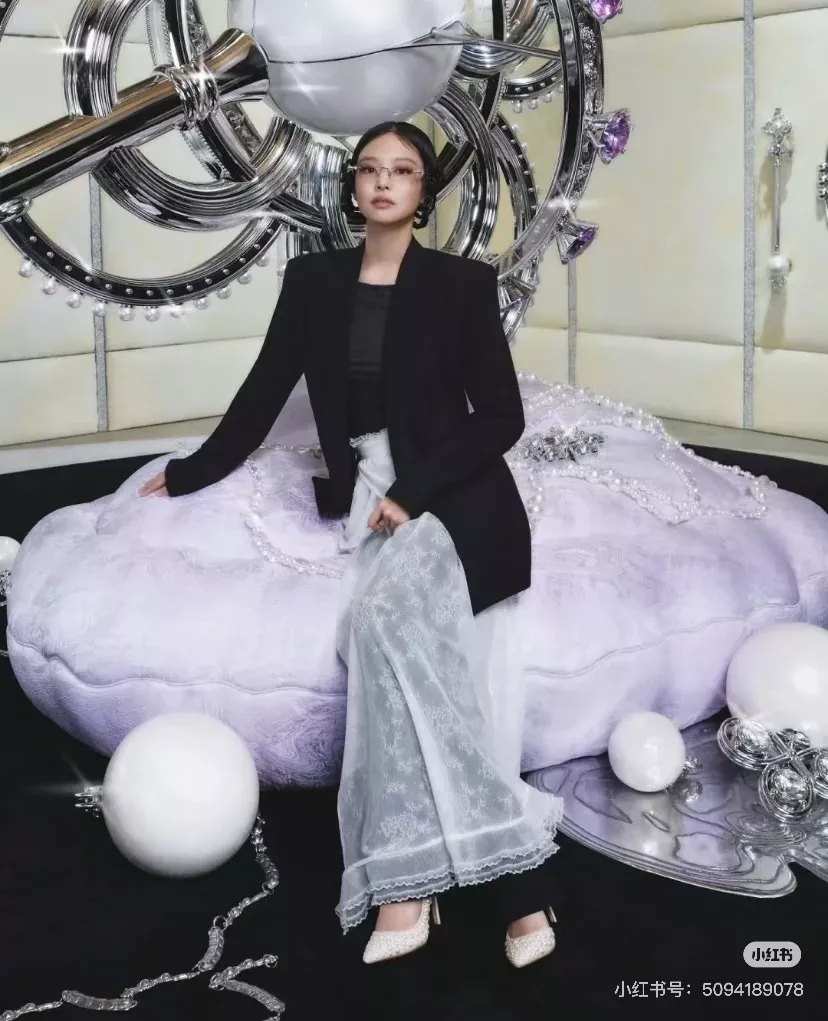 젠틀몬스터 주얼리 장식 오벌 블루라이트 안경 상세 이미지 79
