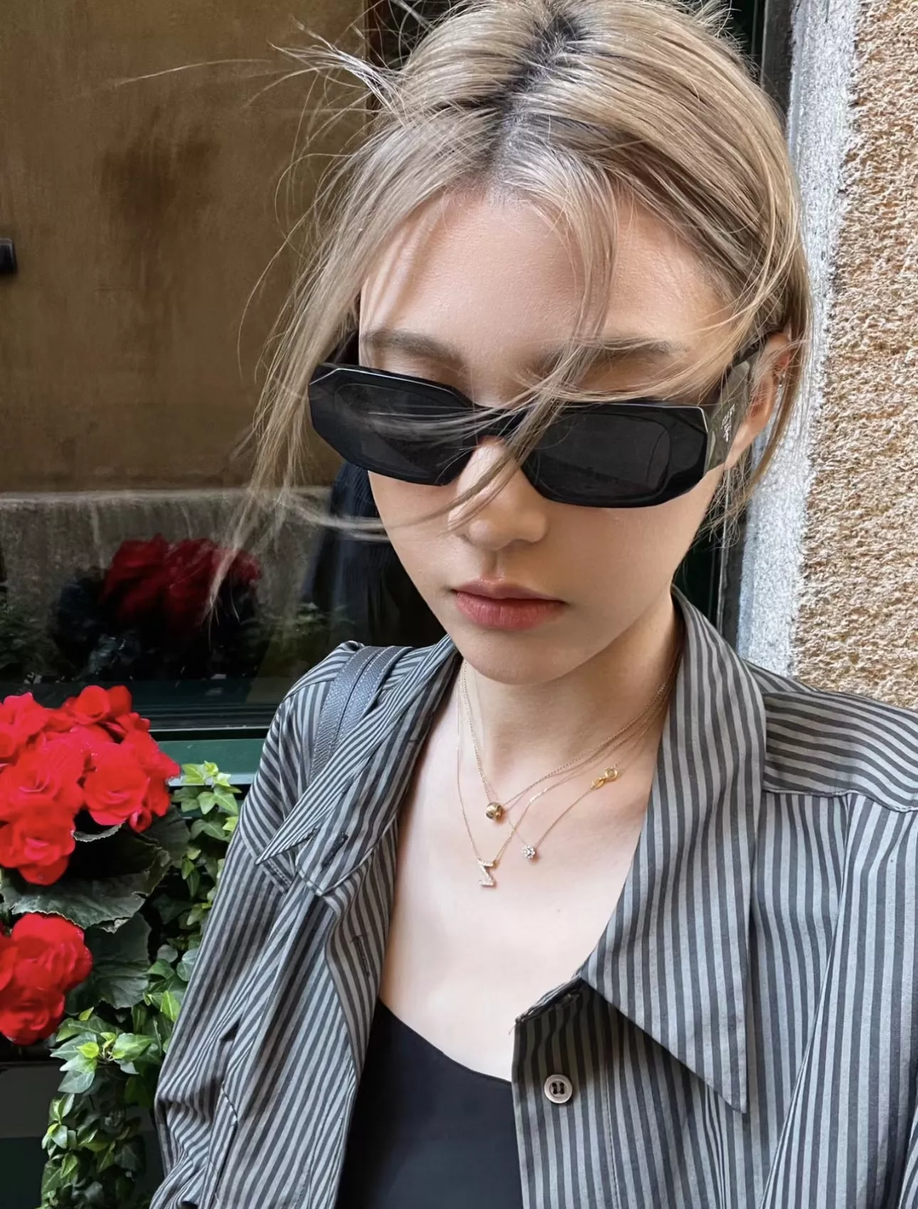 프라다 기하학 앵글 선글라스 상세 이미지 9