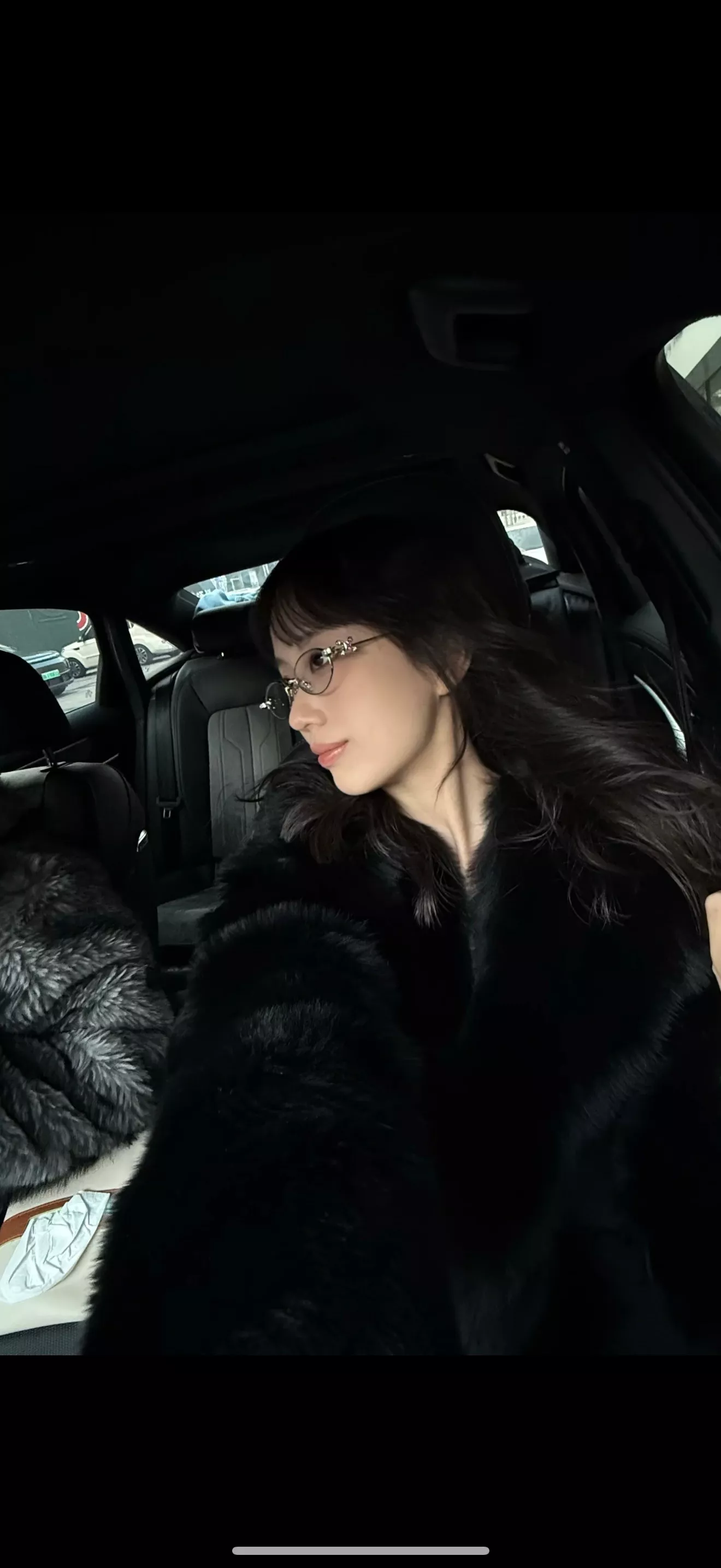 젠틀몬스터 주얼리 장식 오벌 선글라스 상세 이미지 29