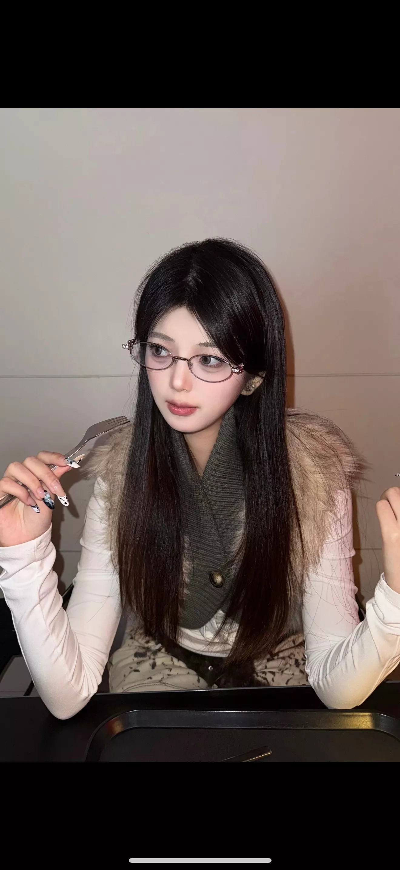 젠틀몬스터 주얼리 장식 오벌 선글라스 상세 이미지 44