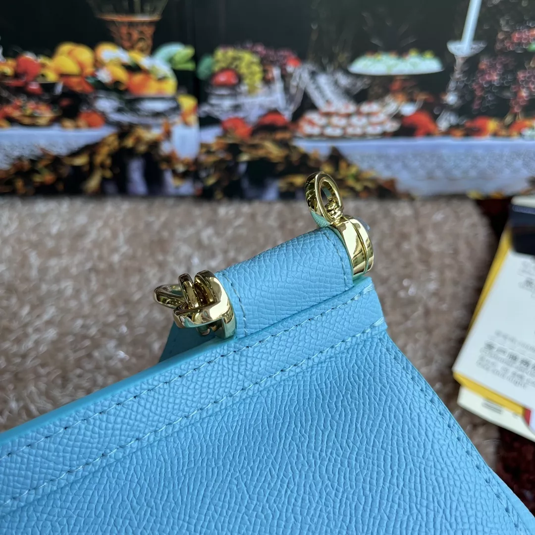 body_c1ec7fb5b50afd4f.webp