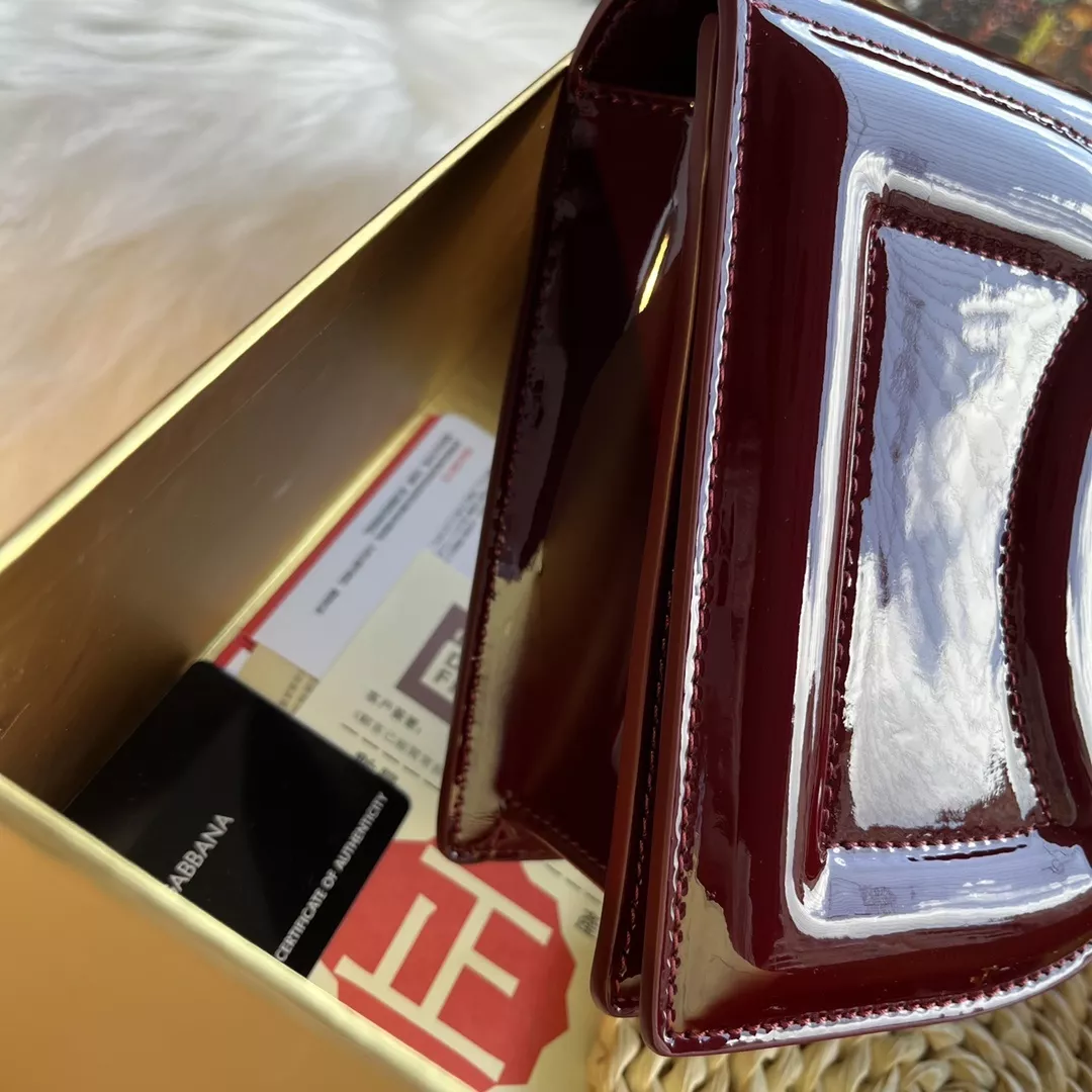 body_b406871164f5170c.webp