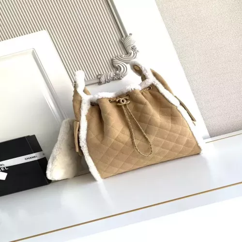 샤넬 빈티지 체인 퀼팅 드로스트링 백