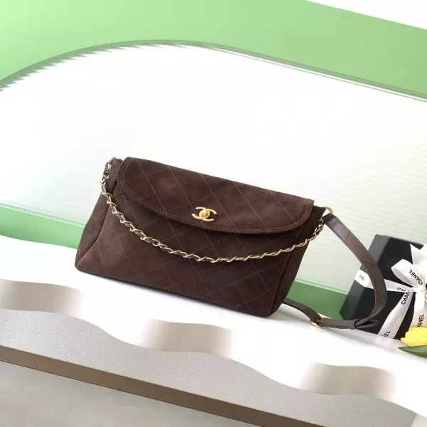 샤넬 스웨이드 체인 플랩 백