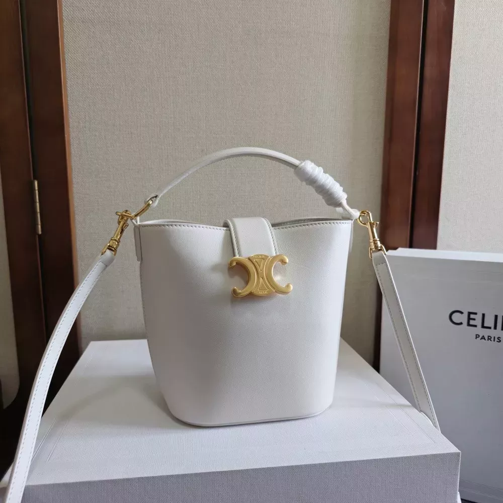 셀린느 트리옹프 미니 버킷백