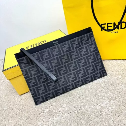 펜디 모노그램 스트랩 파우치