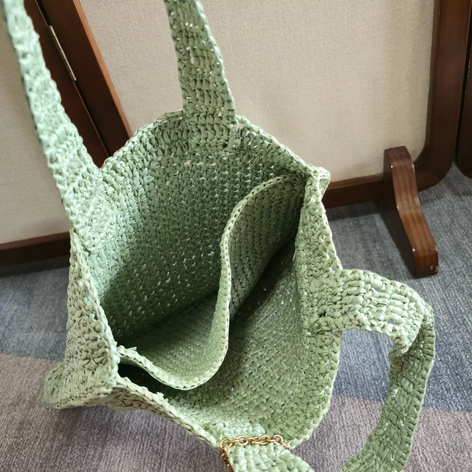 끌로에 라피아 로고 백 상세 이미지 8