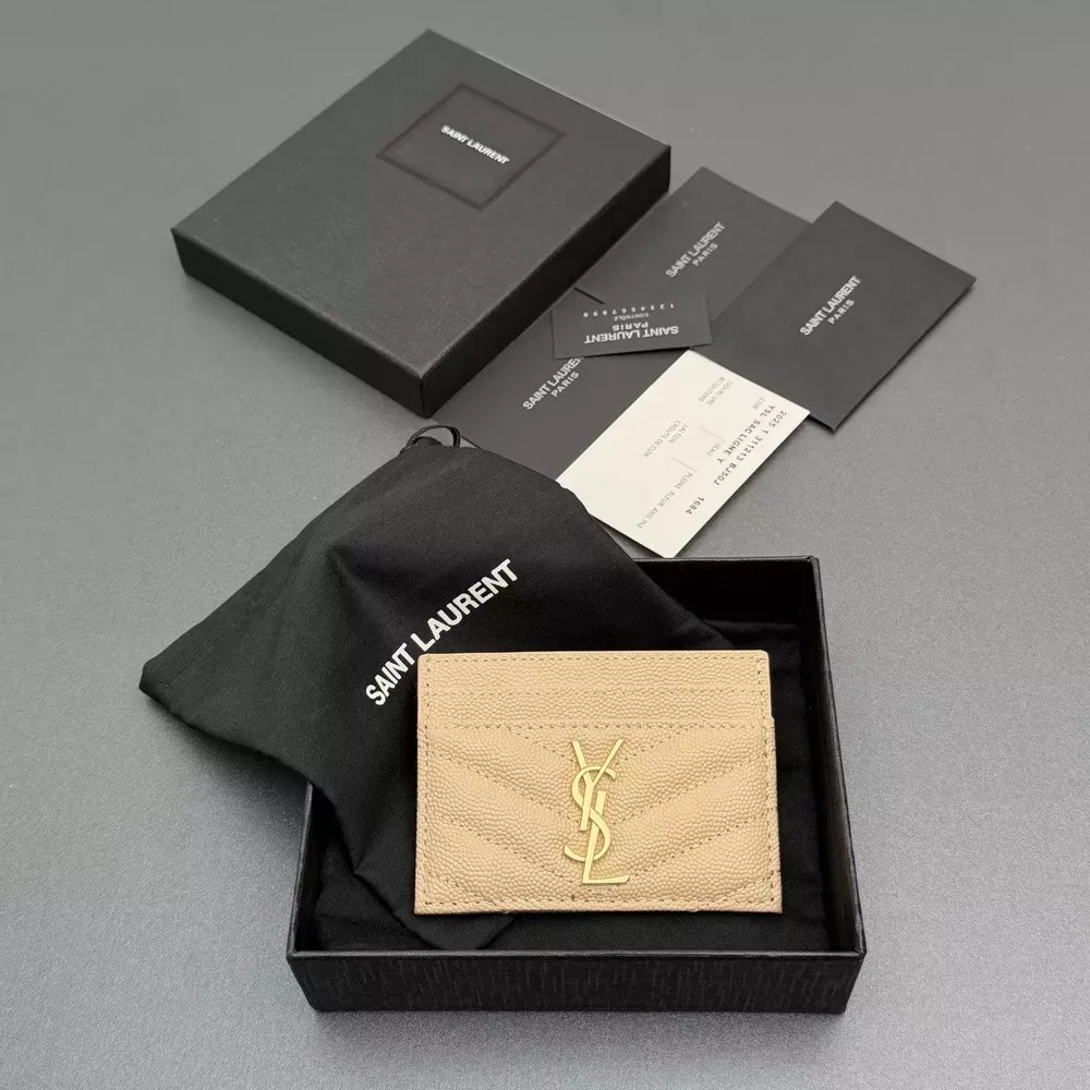 입생로랑 마틀라세 로고 카드지갑
