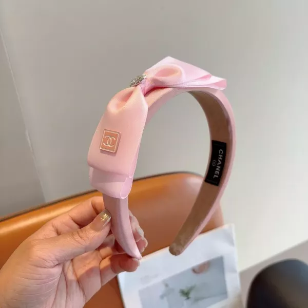 샤넬 새틴 리본 사선 헤어밴드