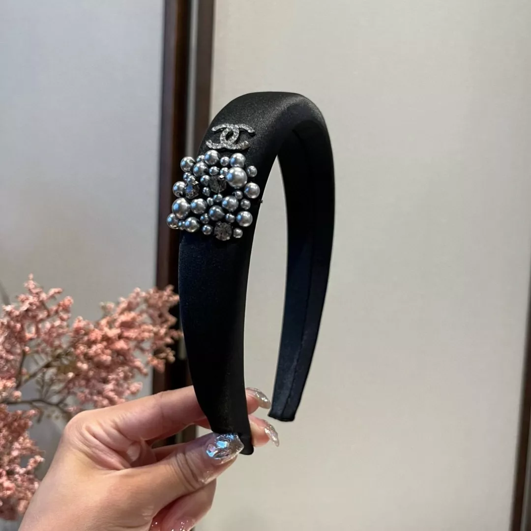 샤넬 로고 장식 헤어밴드 상세 이미지 2