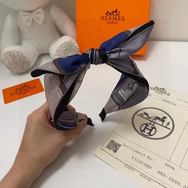 에르메스 리본 장식 발랄한 헤어 액세서리