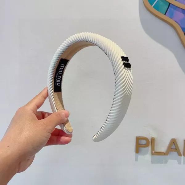 미우미우 플리츠 패브릭 발헤어밴드