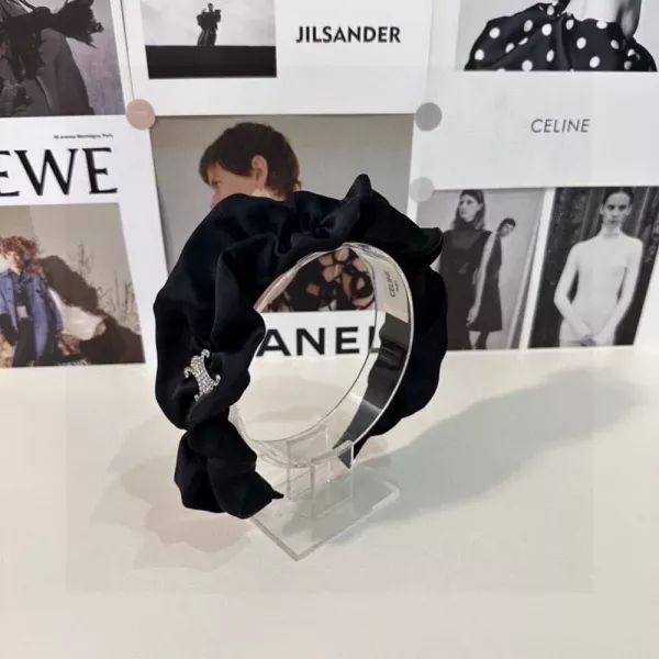 셀린느 로고 포인트 헤어밴드