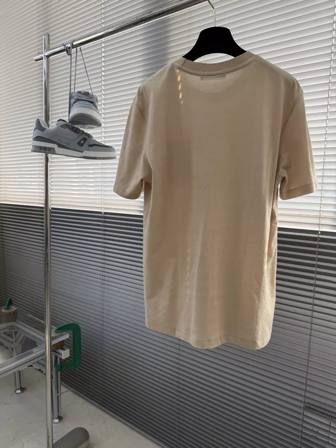 로로피아나 로고 포켓 반소매 티셔츠 상세 이미지 8