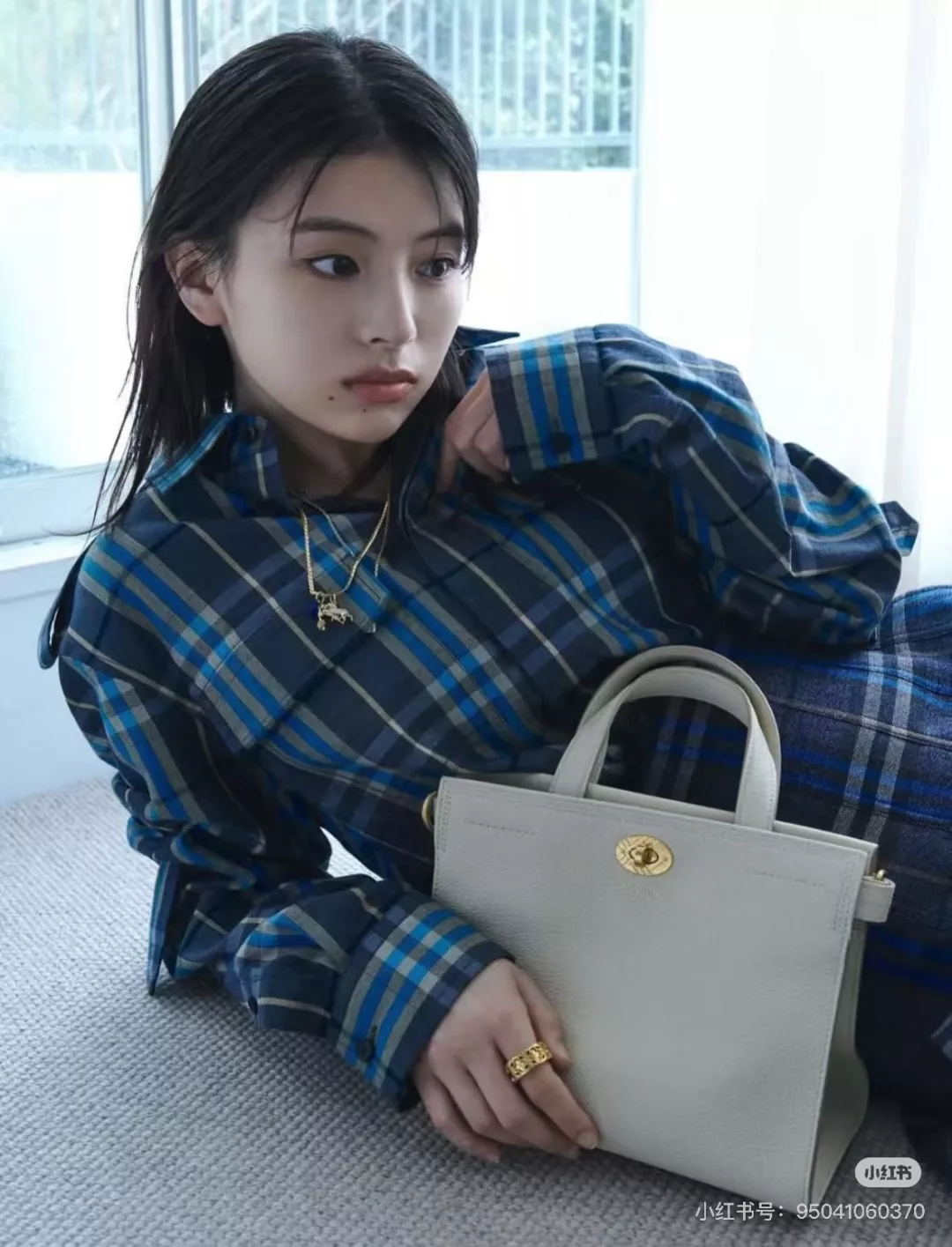 버버리 코츠월즈 토트백 상세 이미지 26
