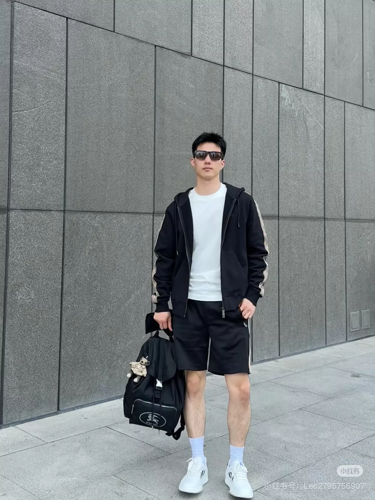 버버리 마술 기사 로고 장식 백팩 상세 이미지 37