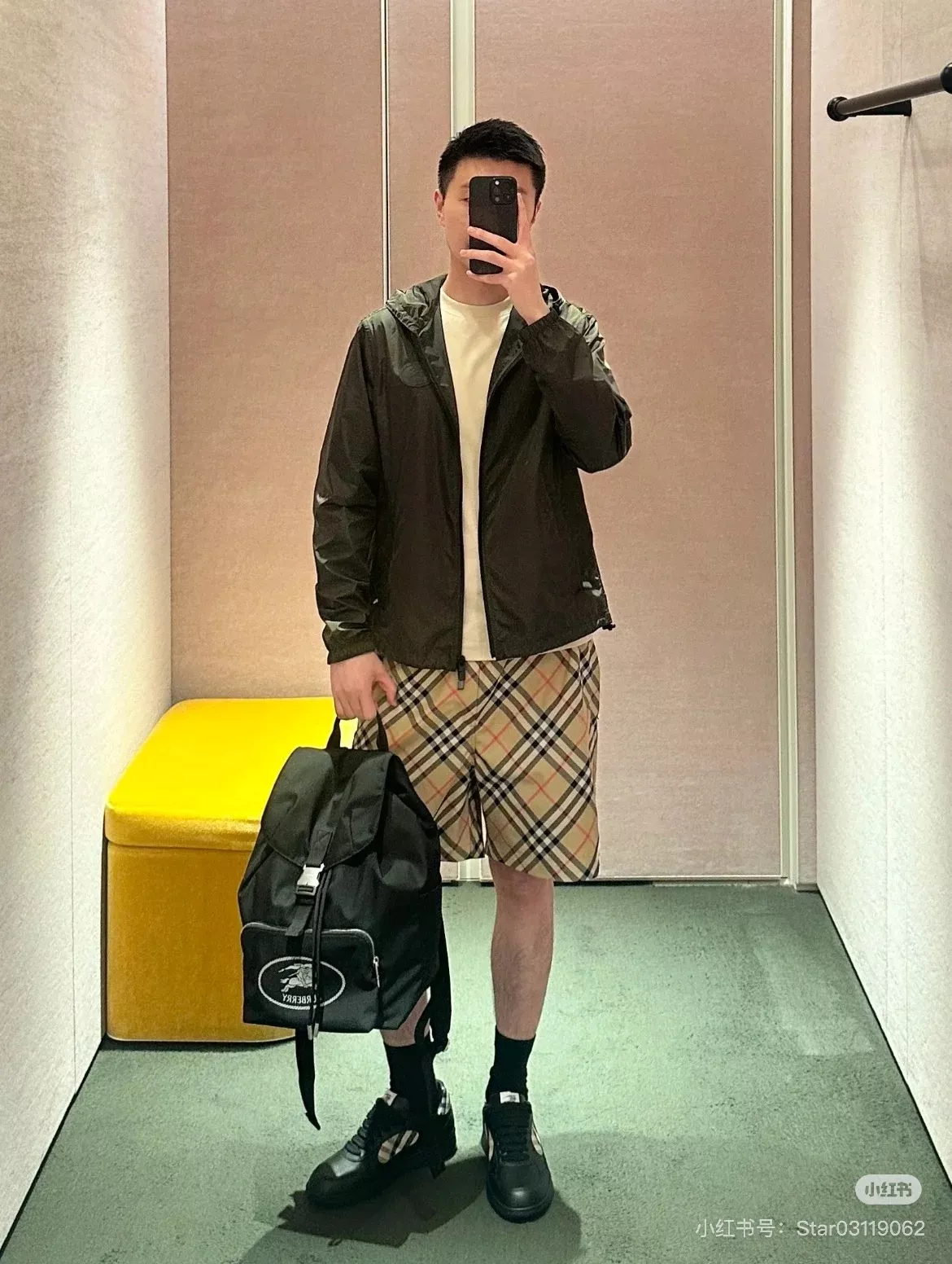 버버리 마술 기사 로고 장식 백팩 상세 이미지 22