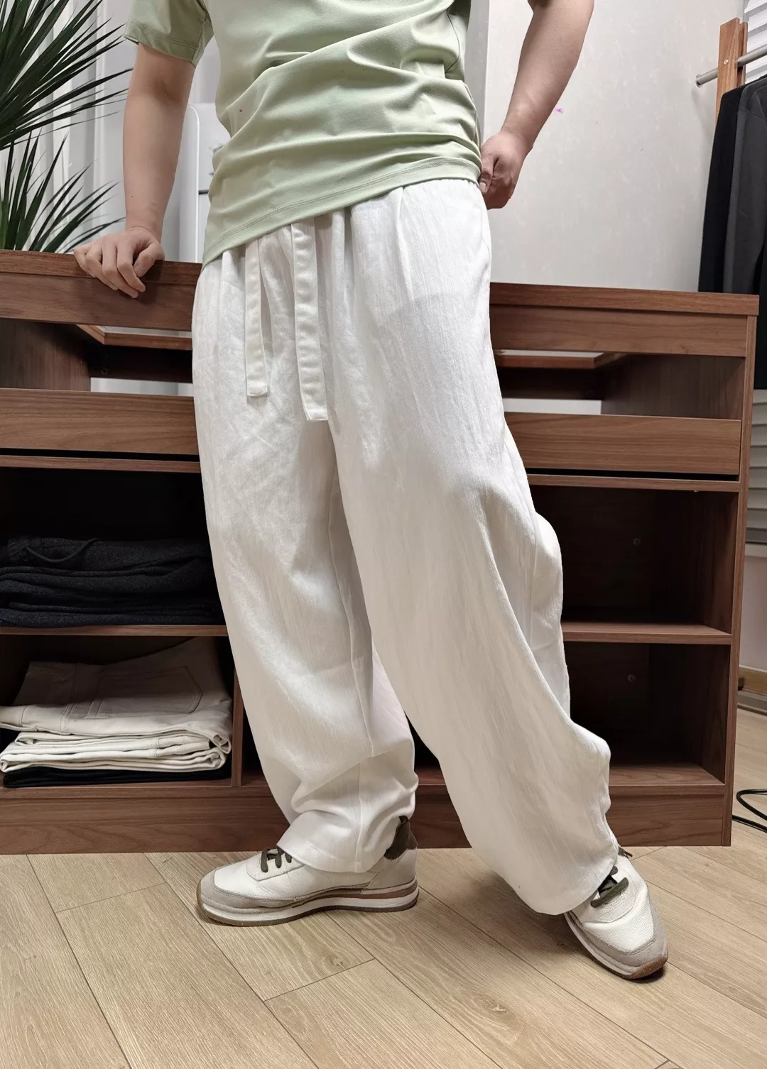 발렌티노 드로스트링 와이드 캐주얼 팬츠 상세 이미지 19