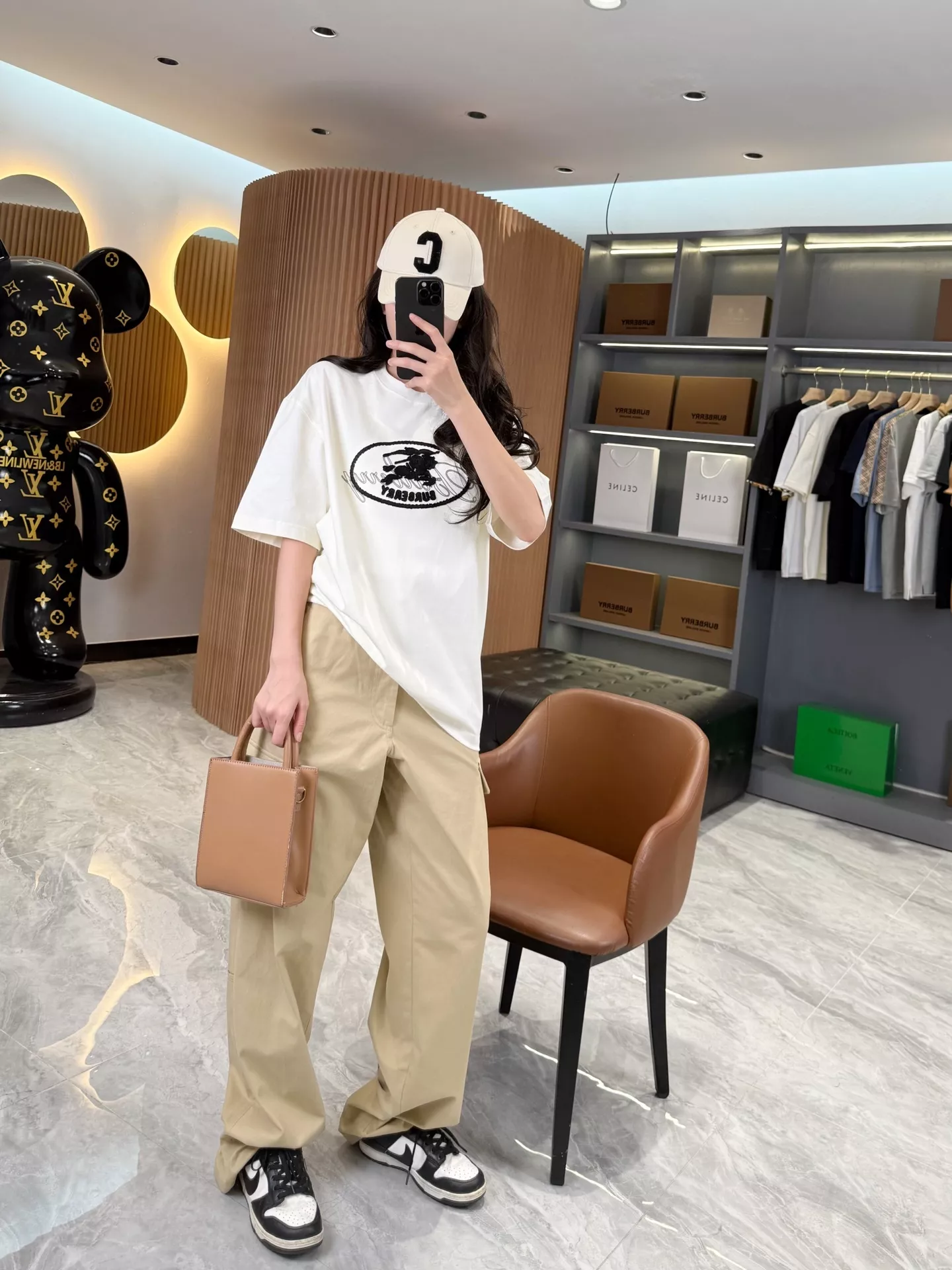 루이비통 카키 자수 코튼 와이드 카고 팬츠 상세 이미지 42