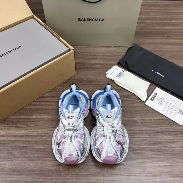 발렌시아가 3XL 레이스업 로우탑 스니커즈