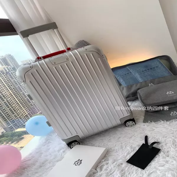 리모와 알루미늄 컬러 포인트 여행용 캐리어