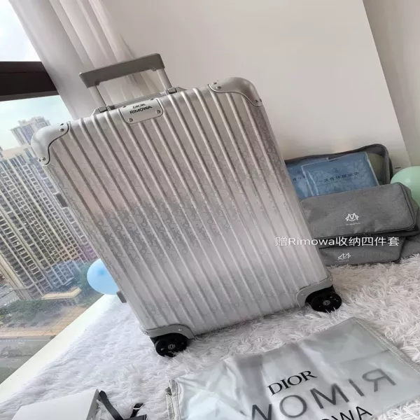 디올 알루미늄 캐리어