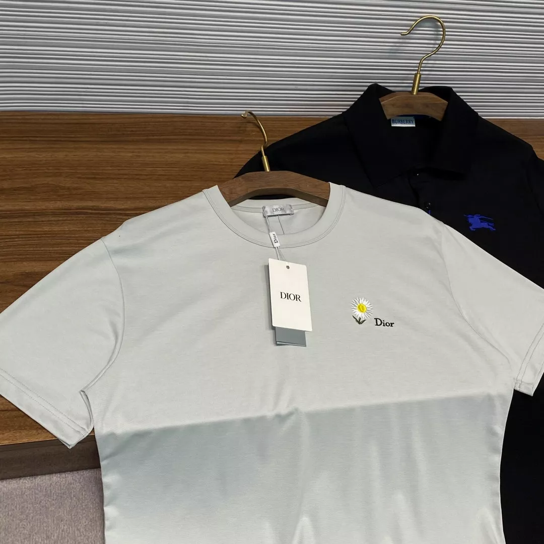 디올 데이지 자수 루즈핏 반팔 티셔츠 상세 이미지 10