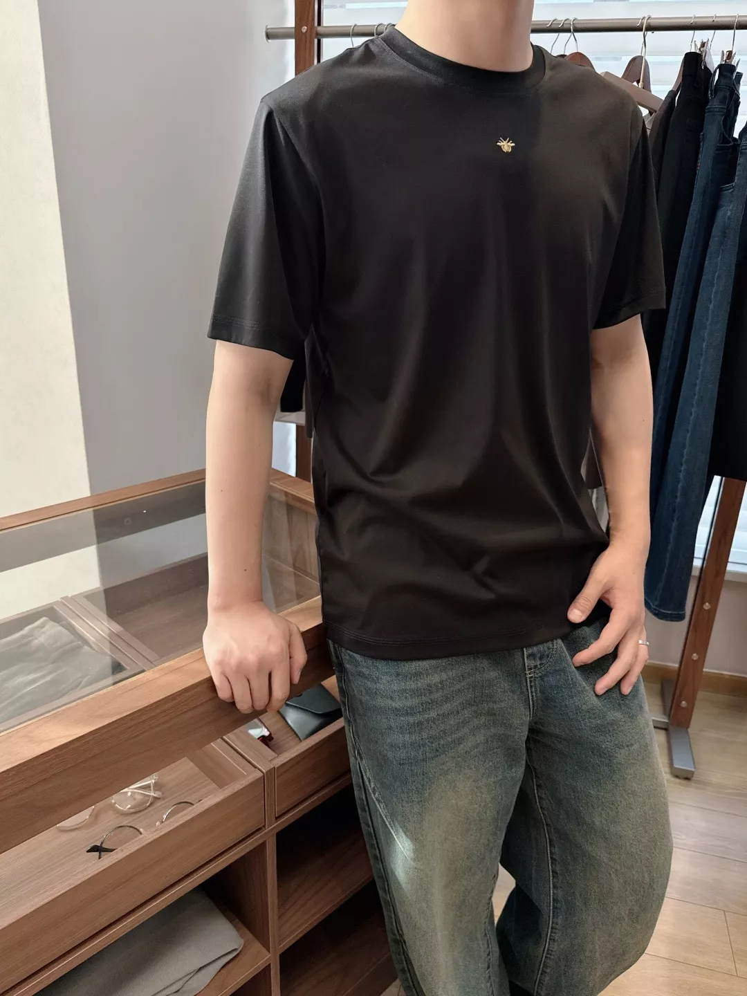 디올 벌 자수 로고 모달 혼방 반팔 티셔츠 상세 이미지 18
