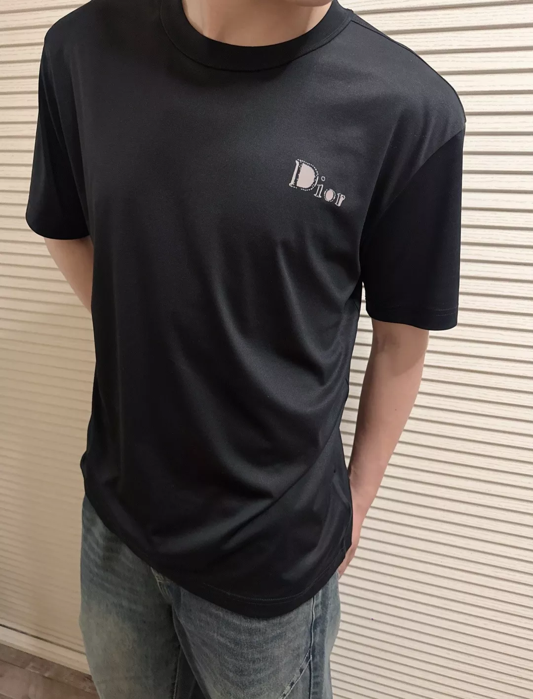 디올 패치 로고 프린트 반소매 티셔츠 상세 이미지 19