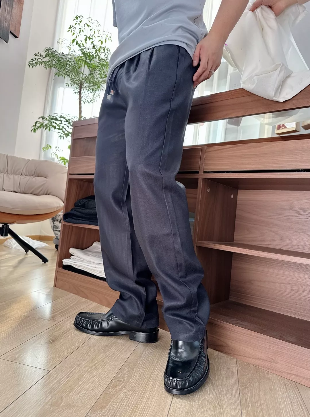 브루넬로쿠치넬리 블루 텐셀 린넨 혼방 드로스트링 팬츠 상세 이미지 24