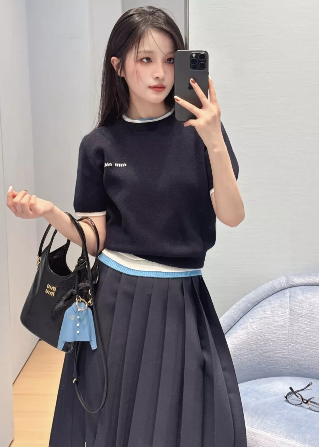 미우미우 배색 크루넥 반소매 니트 상세 이미지 19