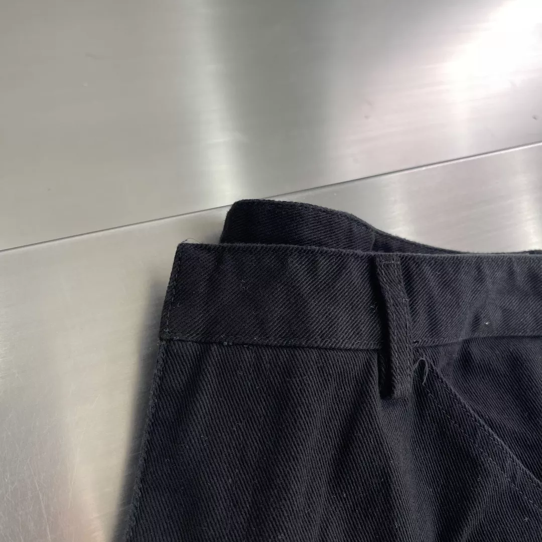 프라다 삼각 로고 포켓 코튼 팬츠 상세 이미지 2