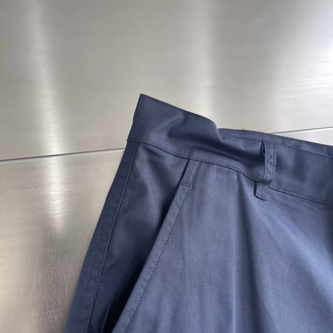 루이비통 자수 포켓 코튼 블렌드 카고 팬츠 상세 이미지 4