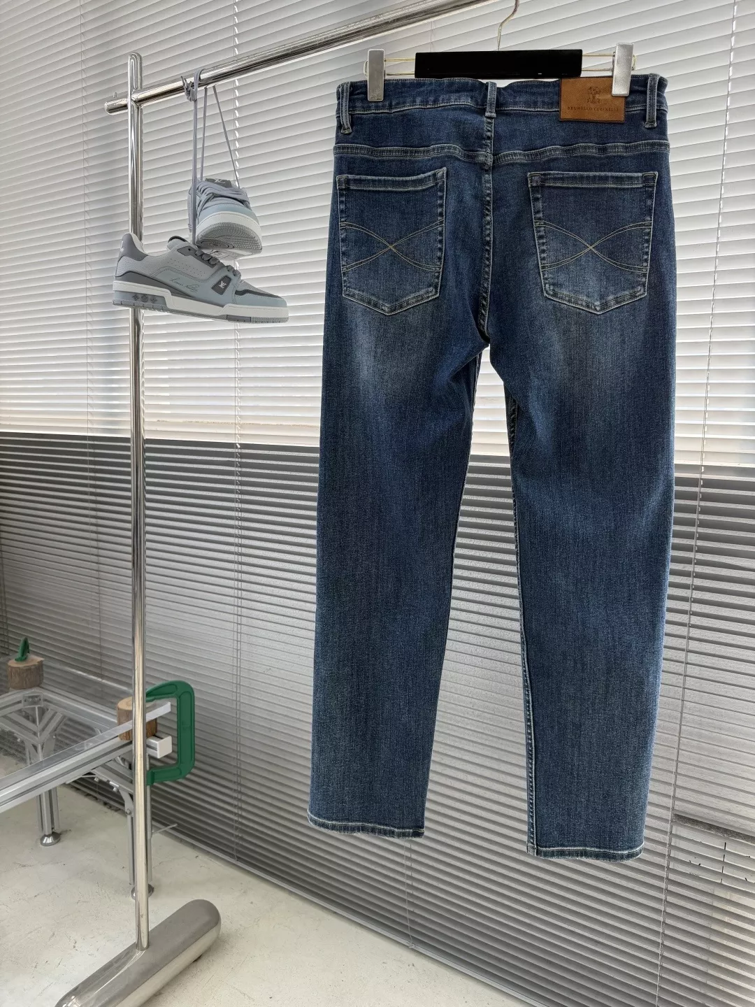브루넬로쿠치넬리 남성 캐주얼 데님 팬츠 상세 이미지 3